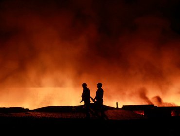 Incendio en Templo de India deja al menos 100 muertos y 350 heridos