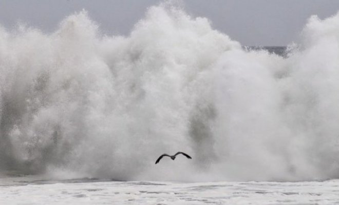 Hasta este martes se mantendrán las marejadas en la región de Antofagasta