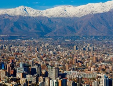FMI baja a 1,5% estimación de crecimiento para Chile