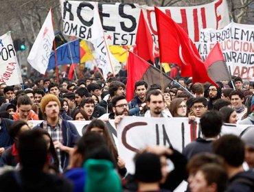 Llaman a marchar este 21 de abril en las calles de Santiago