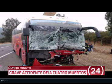 De proporciones: 3 muertos y 10 heridos deja violenta colisión entre Pullman Bus y camioneta