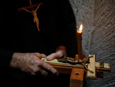 Un cura católico compara a los clérigos pederastas con mujeres adúlteras