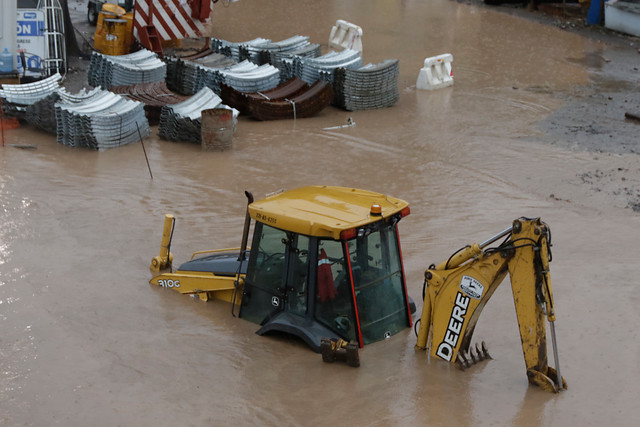 En imágenes: Desborde del río Mapocho causa inundaciones en Providencia