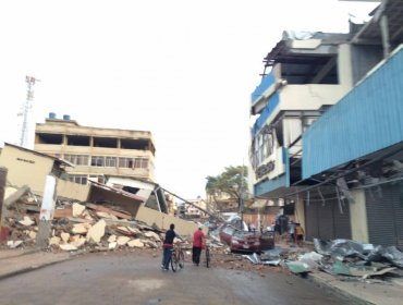 Ecuador registra 322 réplicas del sismo del sábado