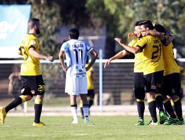 Coquimbo goleó a Magallanes y se ilusiona con seguir en la Primera B