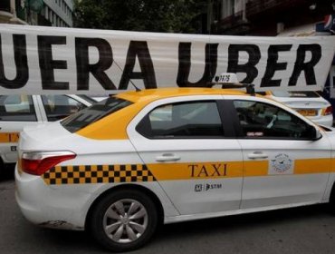 Argentina: La Fiscalía ordena bloquear la plataforma digital y la aplicación de Uber