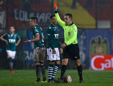 Santiago Wanderers buscará evitar sanción contra Carlos Muñoz