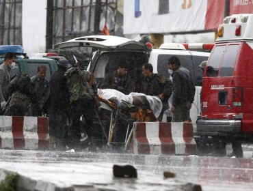 Aumenta a 64 el número de víctimas del atentado de Kabul