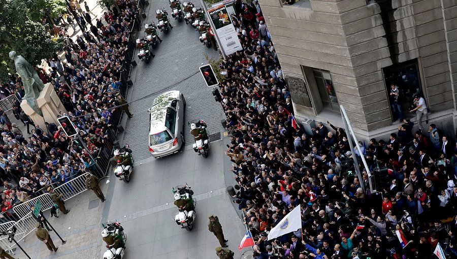 Funerales de Estado: Primer día de duelo nacional marcado por múltiples homenajes