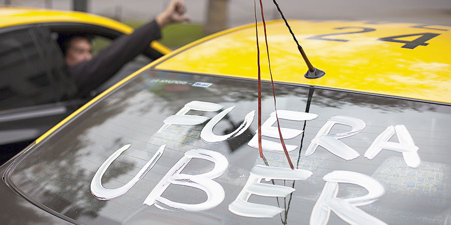 Taxistas realizarán paro nacional para manifestarse en contra de Uber