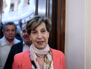 Twiteros se lanzan en contra de Isabel Allende tras no inscripción de la NM