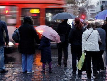 Lluvias estarán presentes todo el fin de semana entre Valparaíso y región del Bío-Bío