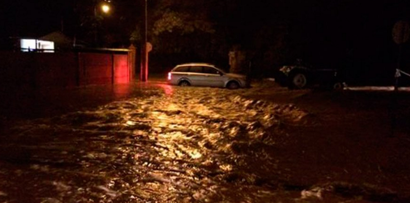 Río Cachapoal se desborda y deja damnificados tras paso de sistema frontal