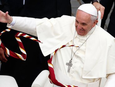 Papa Francisco: "No se puede descargar la felicidad como si fuera una aplicación del móvil"