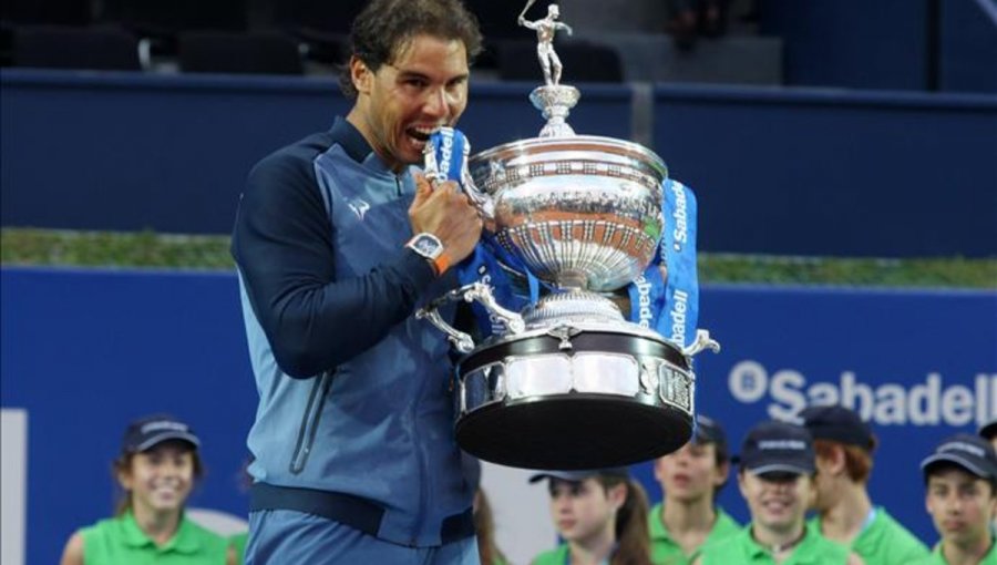 Rafael Nadal se queda con el ATP de Barcelona e iguala récord de Vilas