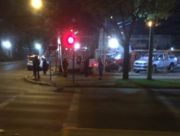 Se registra una colisión y volcamiento de vehículos en comuna de Providencia