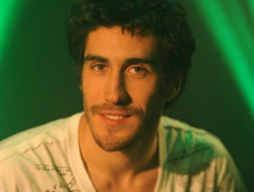 Pedro Astorga y su nueva y coqueta faceta de modelo publicitario
