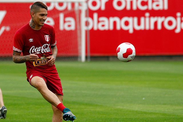 Paolo Guerrero sería uno de los objetivos de Universidad de Chile