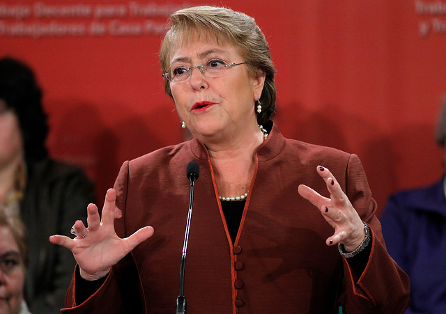 Encuesta Adimark: Presidenta Bachelet llega a un 29% de aprobación