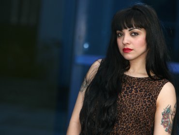 Monserrat Bustamante asegura que “Rojo” no le enseñó “nada de música”