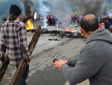 Pescadores intentaron tomarse la gobernación de Chiloé