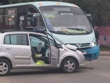 Tres heridos deja violenta colisión en Valparaíso