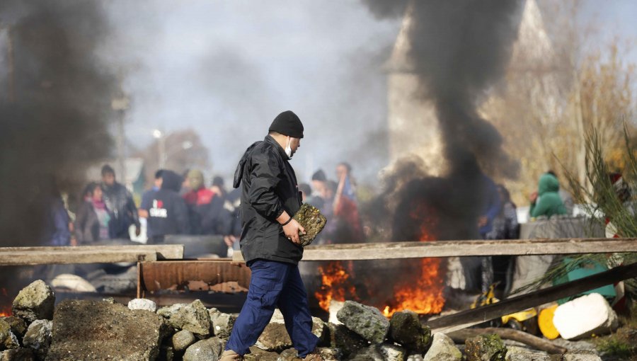 Chiloé en Crisis: Pescadores abrirán parcialmente el paso de camiones a la Isla