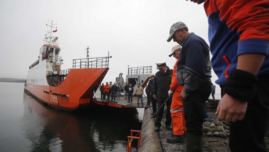 Chiloé en Crisis: Pescadores mantienen bloqueo solo pasaron algunos vehículos