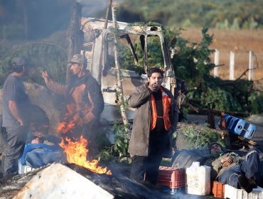 Obispo de Ancud pide a dirigentes que dejen pasar camiones con combustibles y víveres