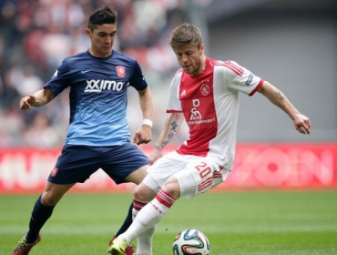 Felipe Gutiérrez ingresó en empate del FC Twente en cierre de temporada