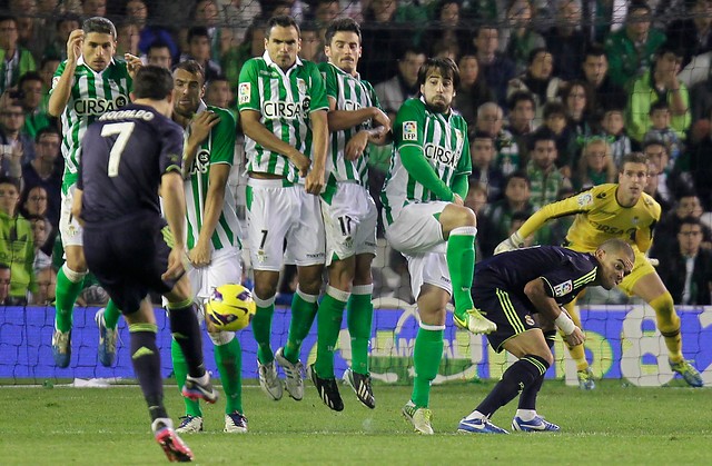 Gustavo Poyet es el nuevo técnico del Betis de España