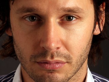 Benjamín Vicuña sacó aplausos en la web tras lucir su nueva y tonificada figura