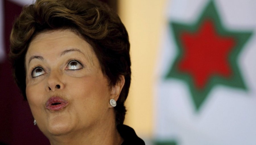El presidente del Senado de Brasil ordena continuar el proceso de juicio político contra Rousseff