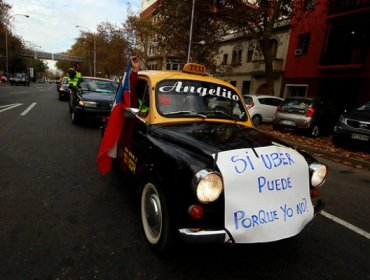 Conoce las mejores imágenes del paro nacional de taxistas