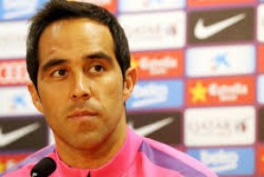 Claudio Bravo enternece a todos con adorable foto junto a su hija