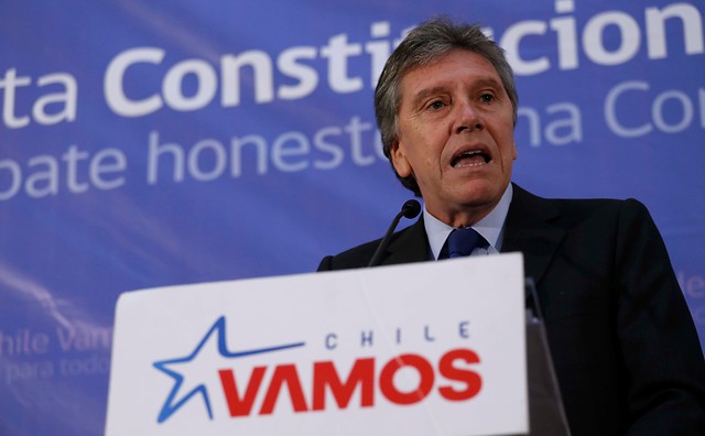 Espina: “Las ideas constitucionales serán claves para que Chile Vamos llegue a La Moneda”