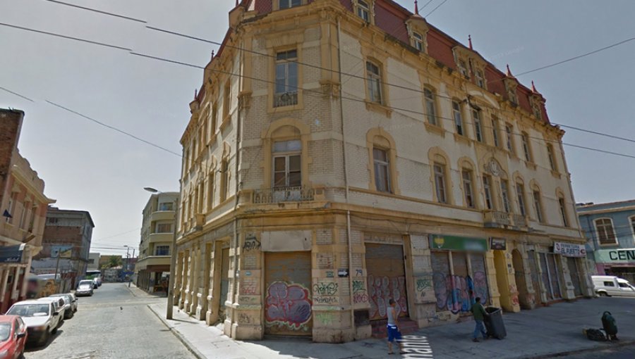 Municipio de Valparaíso pretende recuperar edificio siniestrado