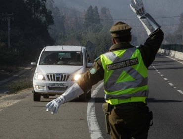 Carabinero es atropellado por un conductor que intentó evitar un control