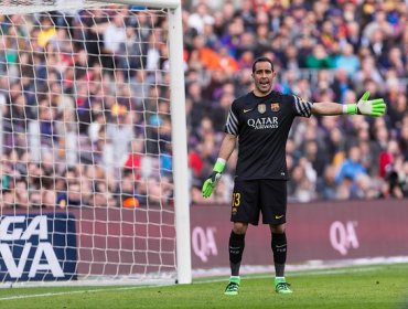 Claudio Bravo entrenó con normalidad en Barcelona