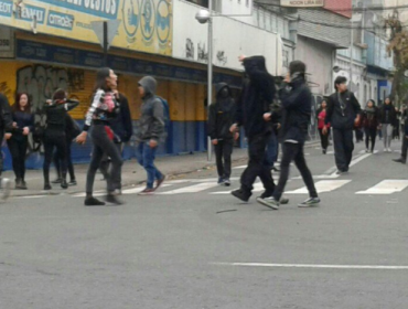 Manifestación a las afueras del Liceo Confederación Suiza termina con incidentes