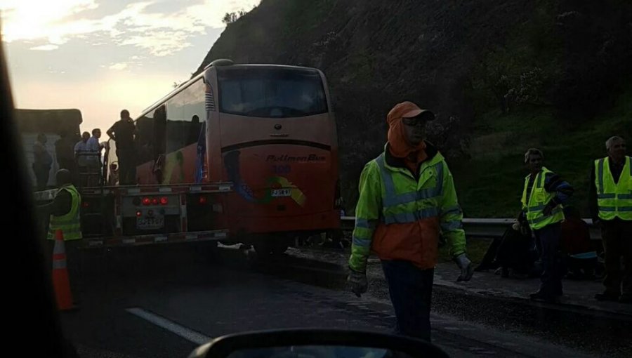 Accidente en la ruta 68 deja a 22 lesionados en dirección a Viña del mar