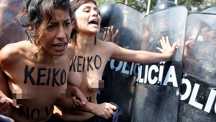 Video: unas mujeres de Perú se desnudan para protestar contra Keiko Fujimori