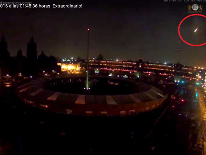 Video: Un meteorito cae sobre la ciudad de México