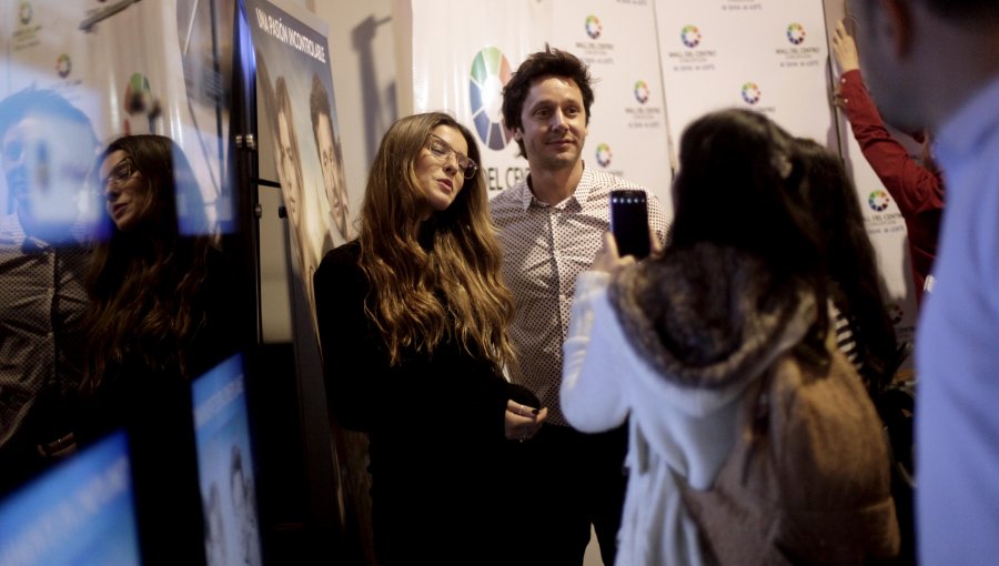 Benjamín Vicuña y China Suarez juntos en Concepción: Galería de fotos de la pareja