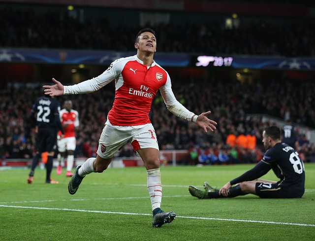 Sánchez cambia de dorsal en el Arsenal y todo indica que se queda en Londres