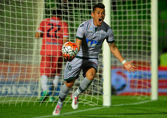 Carlos Muñoz: “Sería lindo poder volver a Colo Colo”