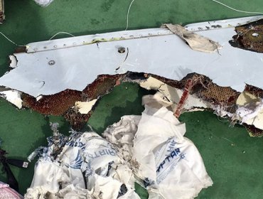 Egipto: Confirman que hubo una explosión a bordo del A320 de EgyptAir