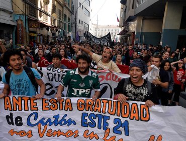 Cones convoca marcha pero Confech Valparaíso duda participación