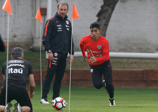 Edson Puch es prioridad en Estudiantes de La Plata