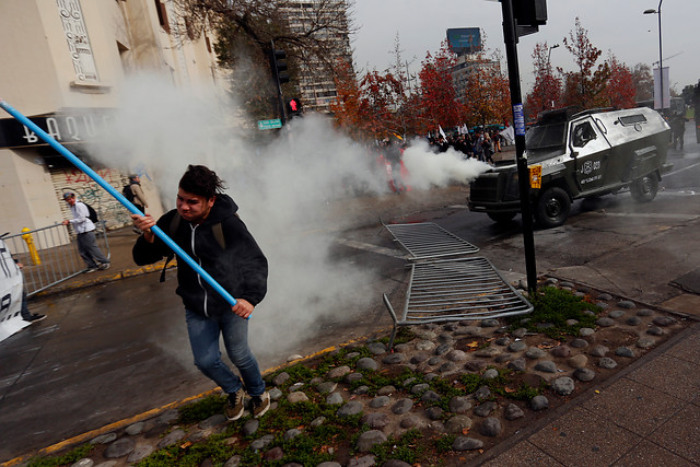 Marcha estudiantil: 117 detenidos y 31 carabineros heridos deja el balance